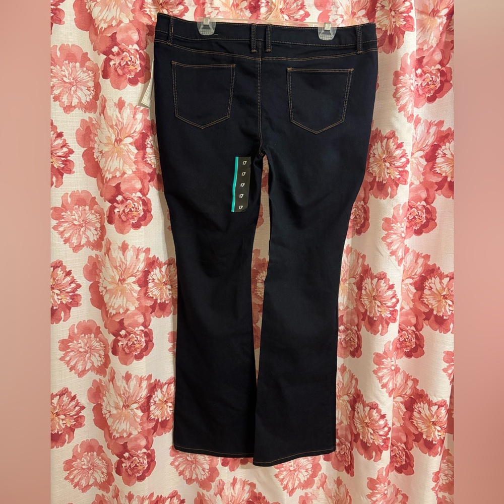 No Boundaries Women's Dark Jeans